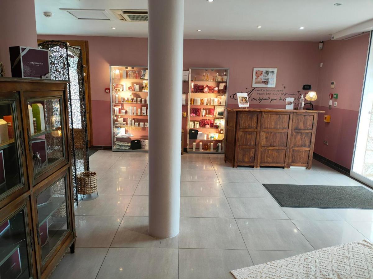Demeures & Chateaux Hotel Domaine Le Clos Des Fontaines 주미에즈 외부 사진